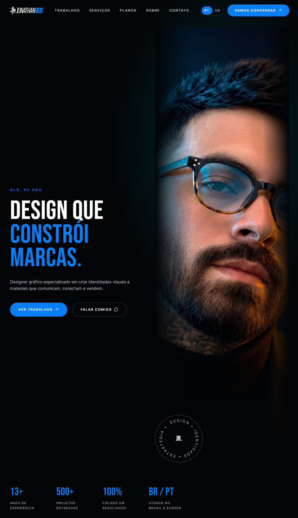 Landing page dark para designer gráfico